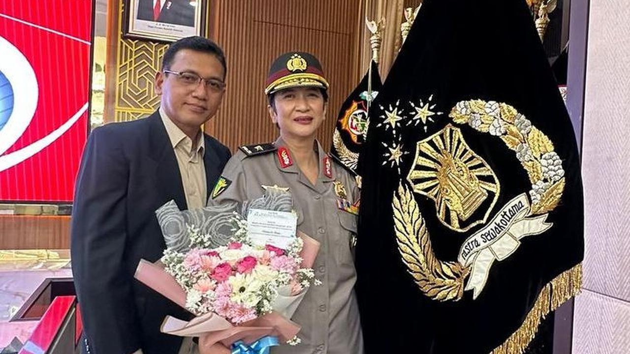 Sosok Dokter Sumy Hastry<br>