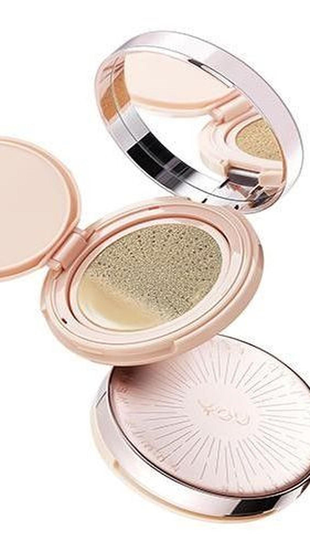 4. YOU Beauty Noutriwear+ Flawless Cushion Foundation<br>