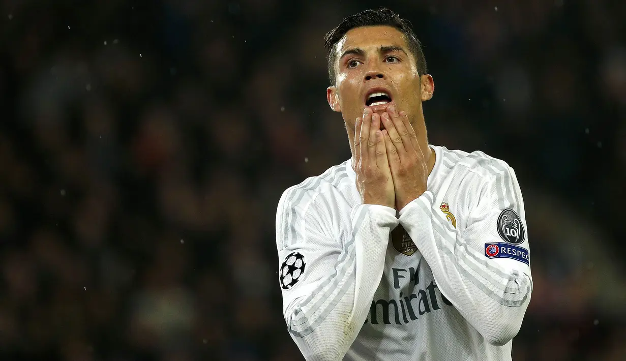 Menurut sumber Talksport.com, Pemilik Chelsea, Roman Abramovich, sudah menyiapkan budget sebesar 70 juta poundsterling untuk memboyong Cristiano Ronaldo dari Real Madrid. (EPA/Yoan Valat)