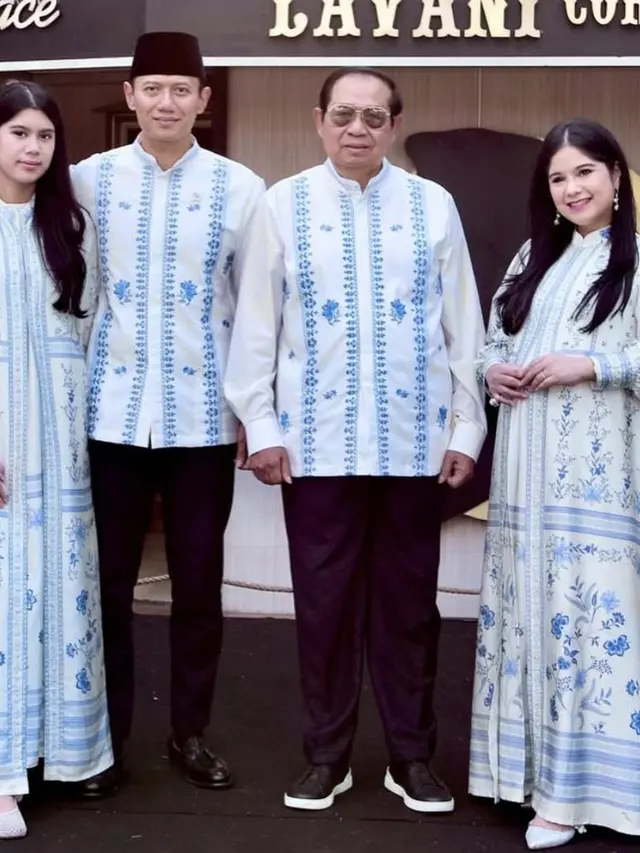 Annisa Pohan Tampilkan Baby Bump Anak ke-2 di Lebaran 2026 bersama SBY. [@annisayudhoyono]