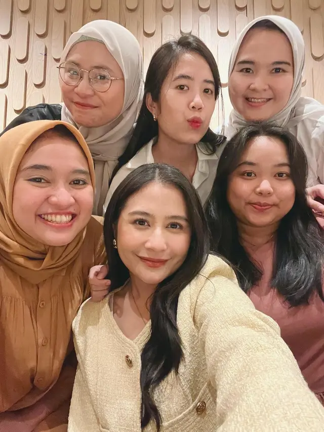 Prilly Latuconsina bukber (Instagram/prillylatuconsina96)