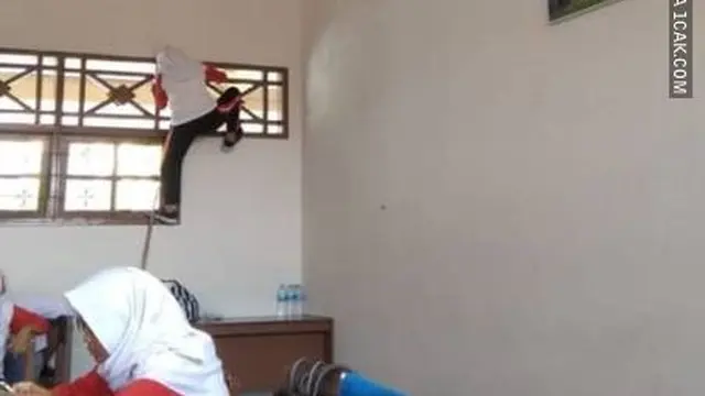 6 Kelakuan Murid Bak Kesurupan Ini Bikin Geleng Kepala
