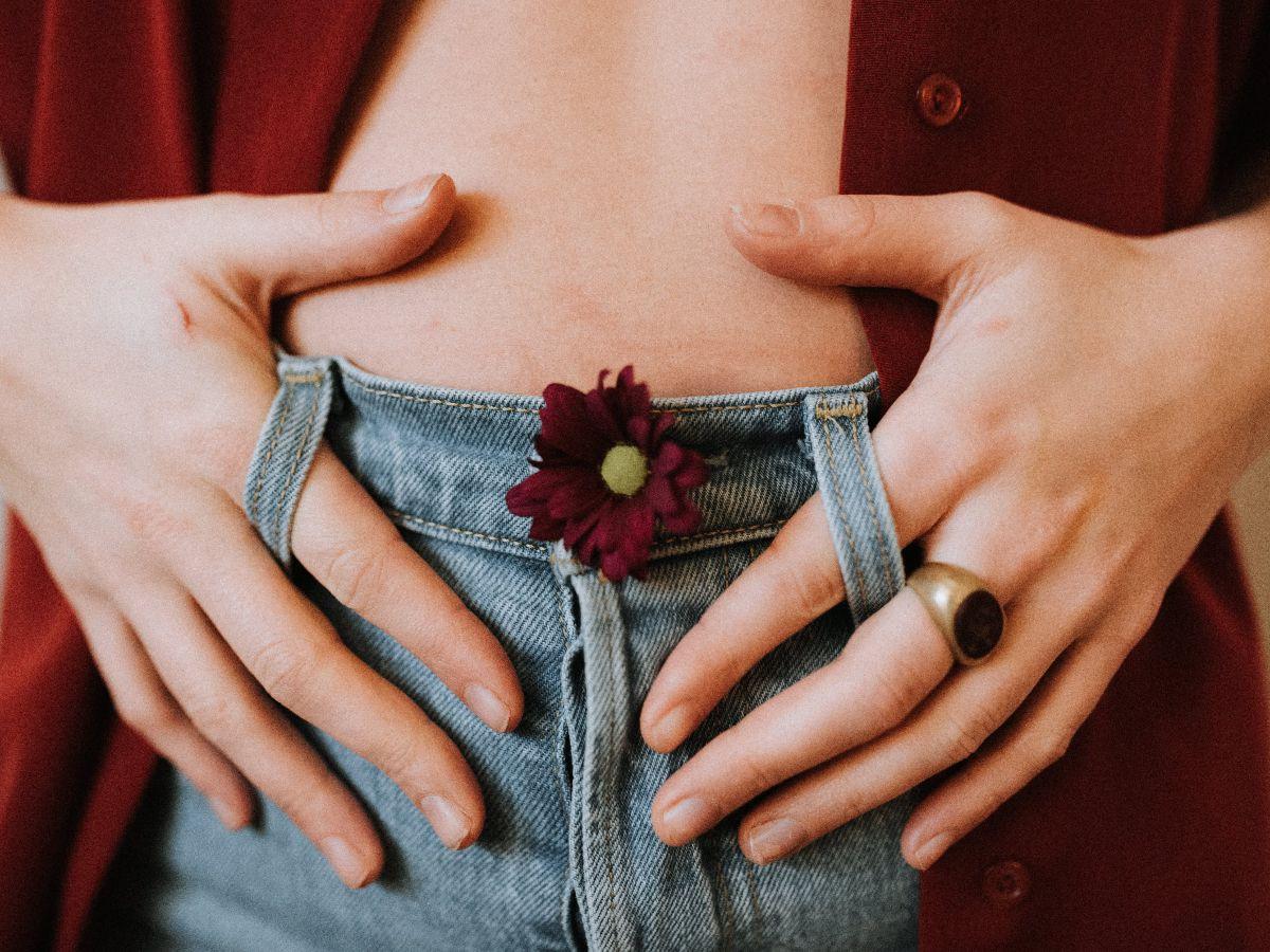 Ladies, Jangan Biarkan Gatal Pada vagina Menganggu Aktivitasmu! Ini Dia Penyebab dan Cara Mengatasinya