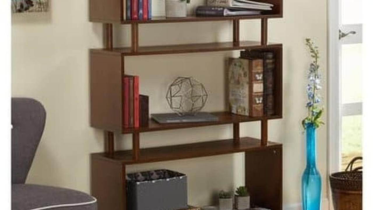 Desain Rak Buku dengan Kerangka Minimalis