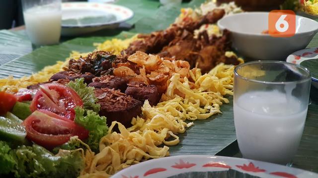 Mitos Bahwa Semua Makanan Tinggi Kolesterol Bikin Kolesterol dalam Darah Melonjak Tidak Sepenuhnya Benar. Lemak Jenuh Lebih Dominan dalam Mempengaruhi Terjadinya Kolesterol Tinggi (Foto: Aditya Eka Prawira/Liputan6.com)