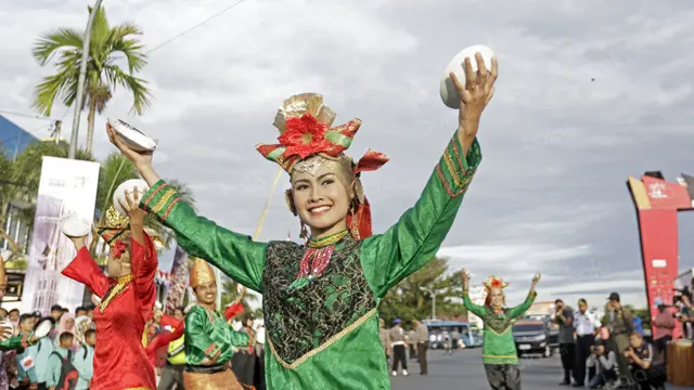 Semarak Tour de Singkarak 2016 yang Penuh Warna