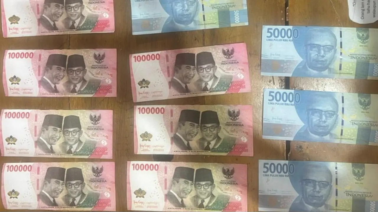 Barang bukti kasus uang palsu di Lampung Selatan. (Istimewa)
