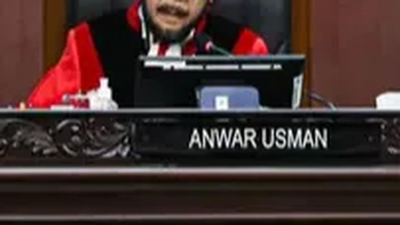 MK Tolak Gugatan Syarat Usia Capres-Cawapres Minimal 21 Tahun, Tapi Kabulkan Frasa 'Pengalaman Kepala Daerah