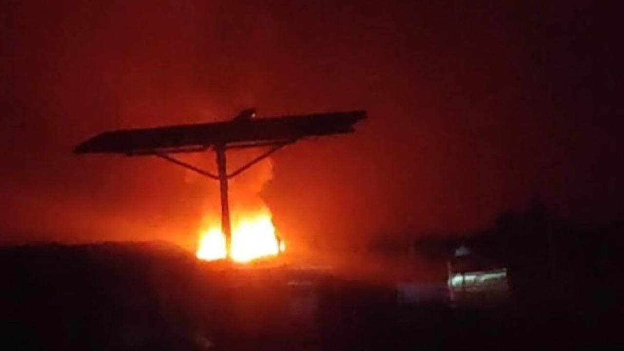 KKB Lekagak Telenggen Diduga Bakar Gedung SMP Agandugume