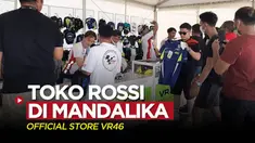 Berita video suasana toko merchandise legenda MotoGP, Valentino Rossi, di Sirkuit Mandalika, Minggu (20/3/2022).