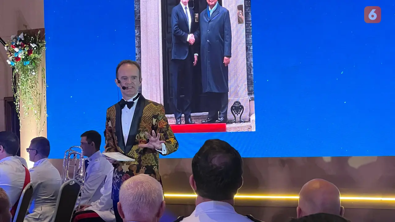 Duta Besar (Dubes) Inggris untuk Indonesia Dominic Jermey dalam perayaan Pesta Ulang Tahun Raja Charles III, Rabu (25/6/2025). (Liputan6.com/Tanti Yulianingsih)