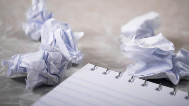 Sampah kertas untuk pendidikan