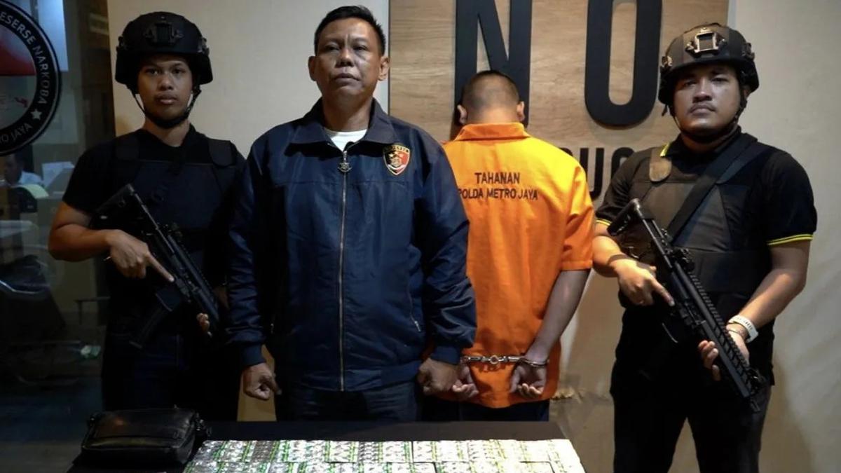 Warung Kopi di Bekasi Jual Obat Keras Ilegal, 1 Orang Ditangkap