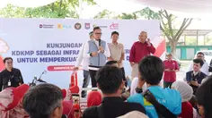 Wamendagri Sebut Kolaborasi Desa dan BUMN Kunci Sukses KDKMP