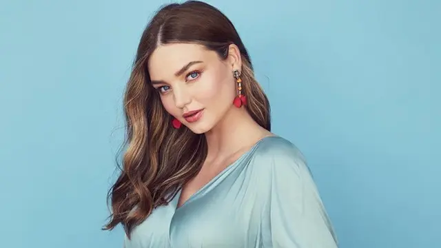 Lahirkan Anak Ke-3, Ini 7 Pesona Miranda Kerr Saat Hamil