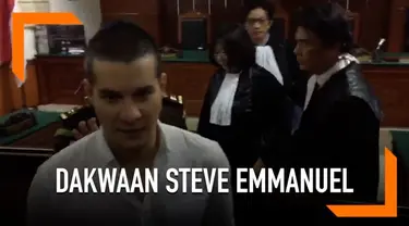 Artis Steve Emmanuel menjalani sidang dakwaan dalam kasus penyeludupan kokain di Pengadilan Negeri Jakarta Barat. Jaksa Penuntut Umum (JPU) Renaldi dalam dakwaannya mengungkapkan jumlah uang yang dirogoh Steve untuk membeli kokain