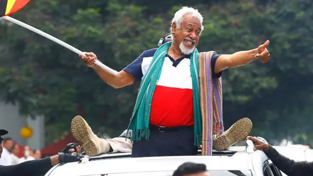 Xanana Gusmao saat tiba di Dili usai menjalani perundingan antara Timor Leste dengan Australia terkait kesepakatan garis perbatasan maritim (11/3) (AP PHOTO/Valentino Darriel)