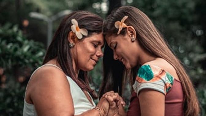 40 Kata  Mutiara Hari Ibu Menyentuh  Hati  Manis Penuh Cinta 