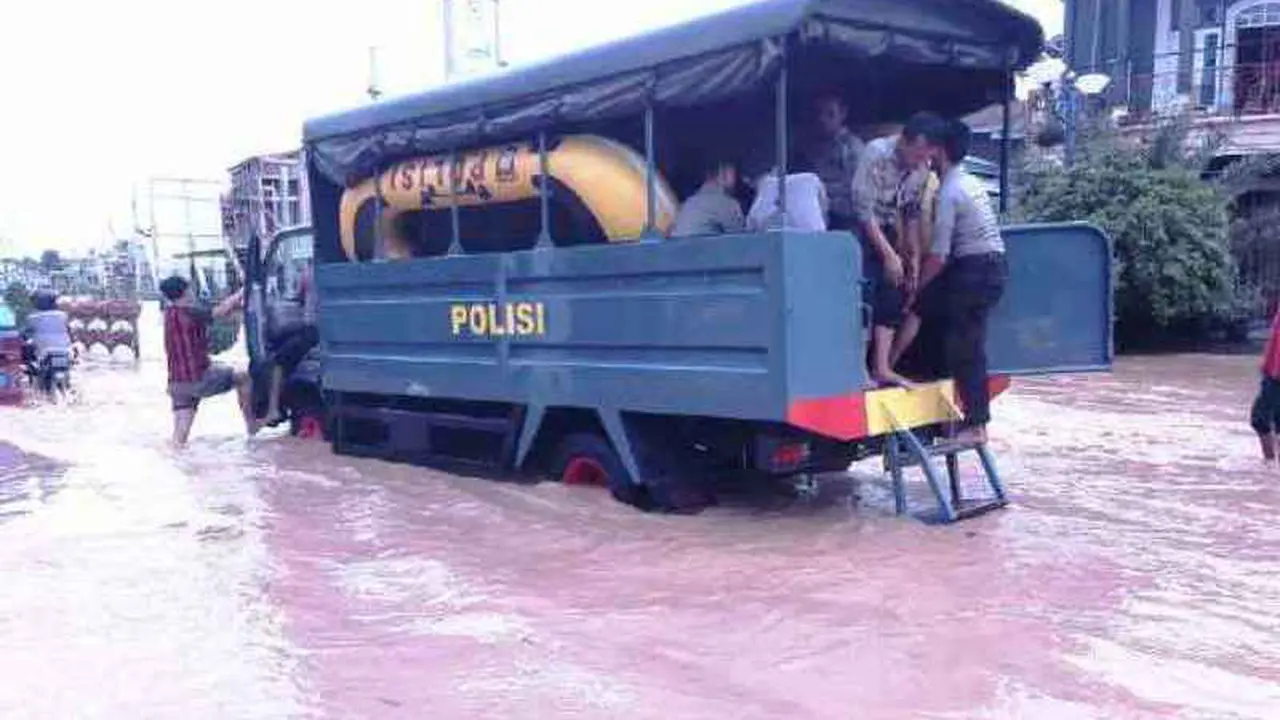 20151118-banjir-riau-rokan hulu