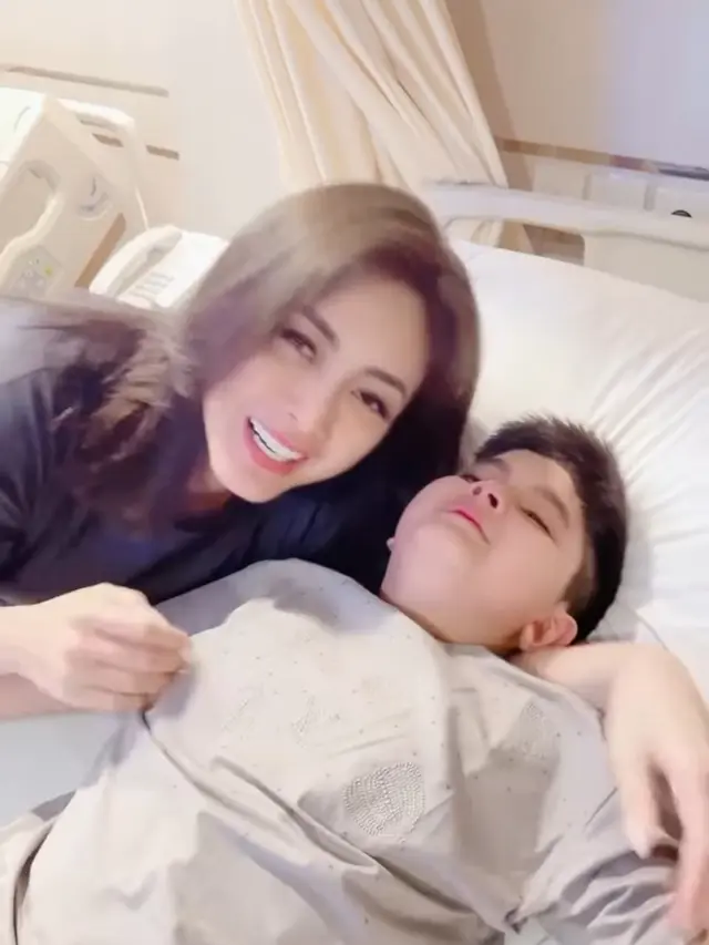 Dhena Devanka dan Anak