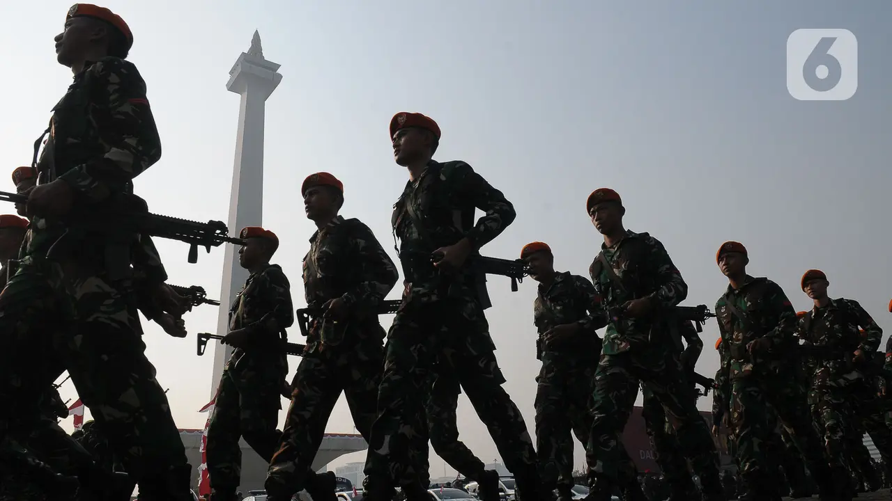 APel Gelar Pasukan KTT ke-43 ASEAN di Monas