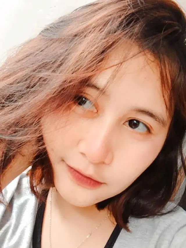 Wanita Ini Punya Wajah Mirip Prilly Latuconsina, 6 Potretnya Bak Kembar