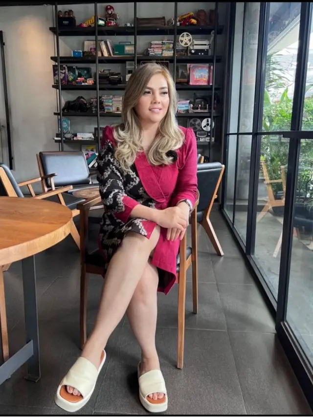 Selebgram dan Pengusaha Cantik, Natalia Sukarnadi
