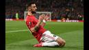 Bruno Fernandes yang kini tengah menjalani musim ke-5 bersama Manchester United tercatat menjadi top skor Liga Europa pada musim 2019/2020 dengan koleksi 8 gol. Delapan gol tersebut dikoleksinya bersama Sporting Lisbon dan Manchester United. Langkah MU sendiri harus terhenti di babak semifinal setelah takluk 1-2 dari Sevilla yang akhirnya menjadi juara setelah mengalahkan Inter Milan 3-2 di partai final. (AFP/Oli Scarff)