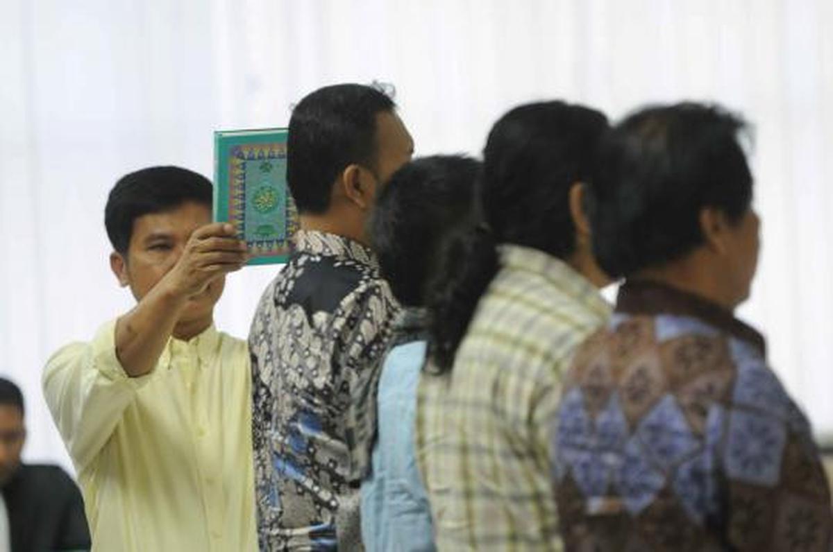 Dua wartawan foto jadi saksi sidang Angie