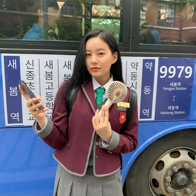 Tren Gaya Rambut Hitam Para Aktris Korea di Drama Terbarunya, Cantiknya Timeless