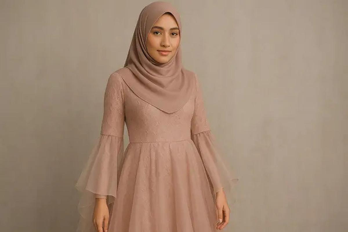 7 Model Long Dress Brokat Menutup Dada, Elegan dan Syar'i untuk Gaya Hijab 2025