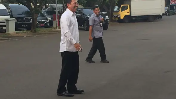 Dokter Terawan mendatangi Istana bertemu Jokowi.