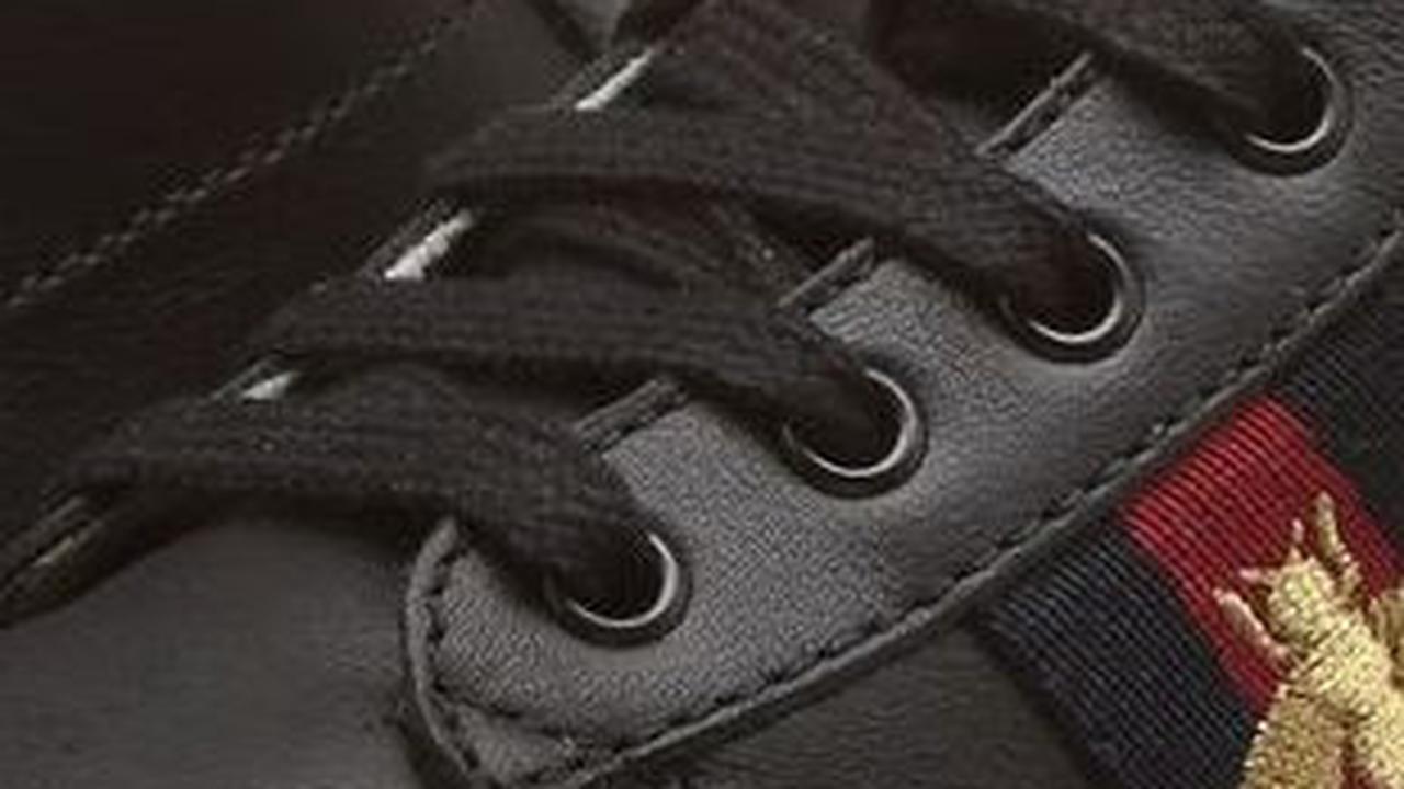 Industri Kesulitan Bahan Baku, Stok Sepatu Lokal Bakal Menipis
