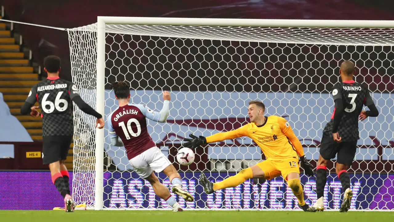 FOTO: Aston Villa Bantai Liverpool 7-2