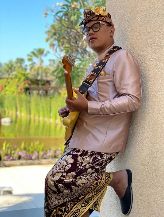 (Instagram/king_uyakuya)