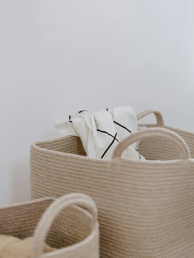 Tips Menyimpan Pakaian yang Baru Sekali Digunakan tapi Masih Belum Ingin Dicuci