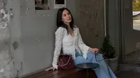 Pevita Pearce Soroti Kabut Asap Kalimantan yang Sampai ke Malaysia