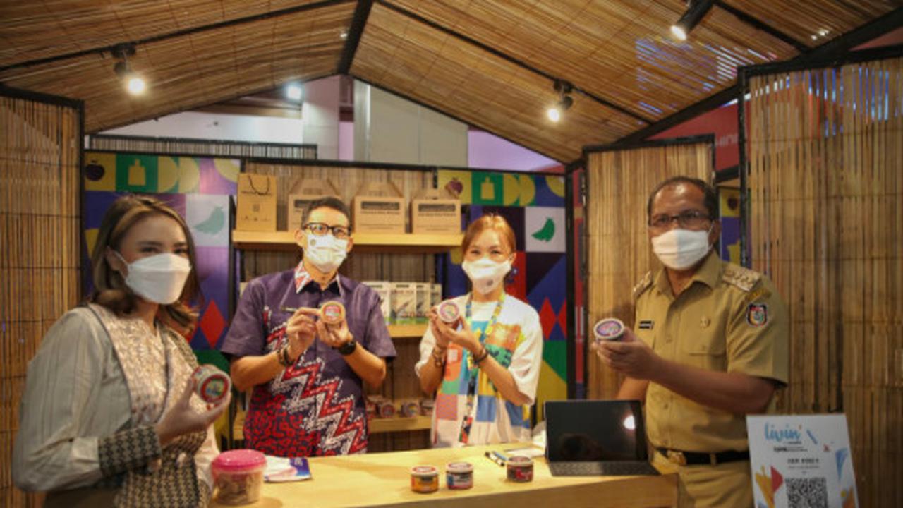 Meparekraf Sandiaga Uno dan Wali Kota Makassar Danny Pomanto (Liputan6.com)