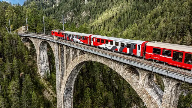 Menjajal Landwasser World, Wisata Kereta di Swiss yang Masuk Warisan Dunia UNESCO