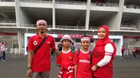 Terkena Demam Timnas Indonesia U-19, Keluarga Ini Dukung Langsung ke SUGBK