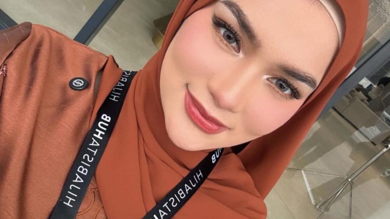 Pemotretan Terbaru Davina Karamoy dengan Hijab, Cantik Memukau dengan Makeup Timur Tengah