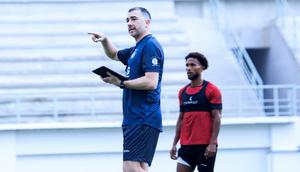 Marcos Reina, pelatih Persik Kediri di BRI Super League 2025/2026. (Dok. ileague.id)