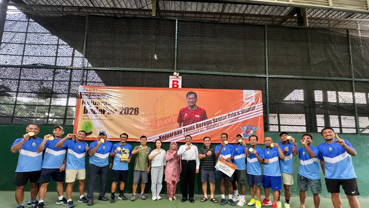 Army Kemhan menjadi juara sektor putra turnamen tenis Badepur 2026