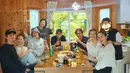 Istri detektif Cha Ji Won (Moon Chae Won) mulai curiga bahwa dia mungkin seorang pembunuh berantai, dan pasangan itu akhirnya dipaksa untuk menghadapi kebenaran kelam yang tidak pernah ingin mereka hadapi. (Foto: Instagram/ _heejinj)