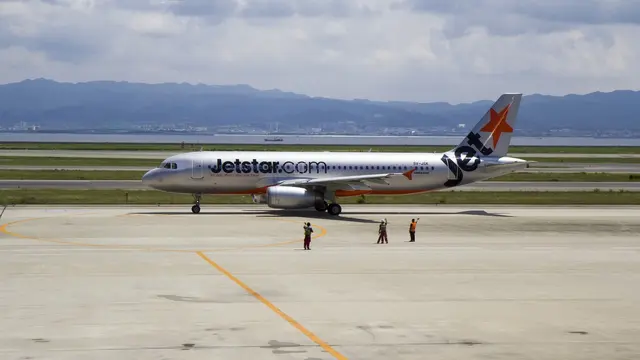Ilustrasi Pesawat Jetstar