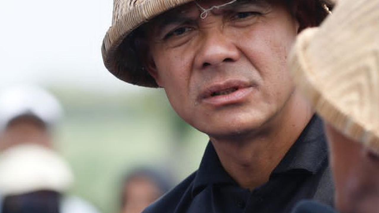 Ganjar Pranowo: Survei Saya Naik Tuh!