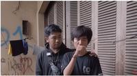 Kisah Anak Rawat Ibu ODGJ di Rumah Mewah Terbengkalai, Tanpa Listrik Selama 11 Tahun (Sumber: YouTube/BANG SATRIA)