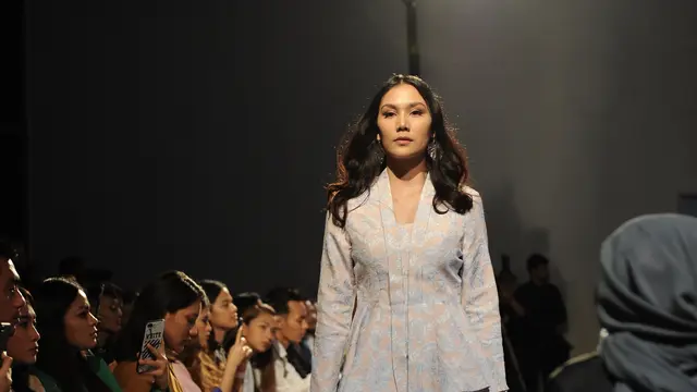 Busana Ramadan Lebih Glamor dengan Tren Kimono Unik dari Zalia
