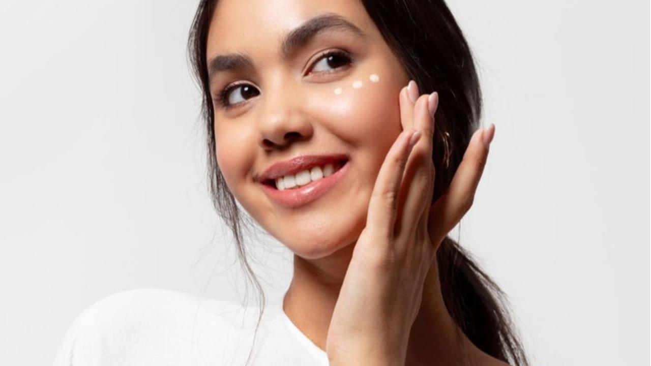 Pilih Serum dan Sunscreen dengan Bahan Aktif Biar Tak Cepat Berkerut