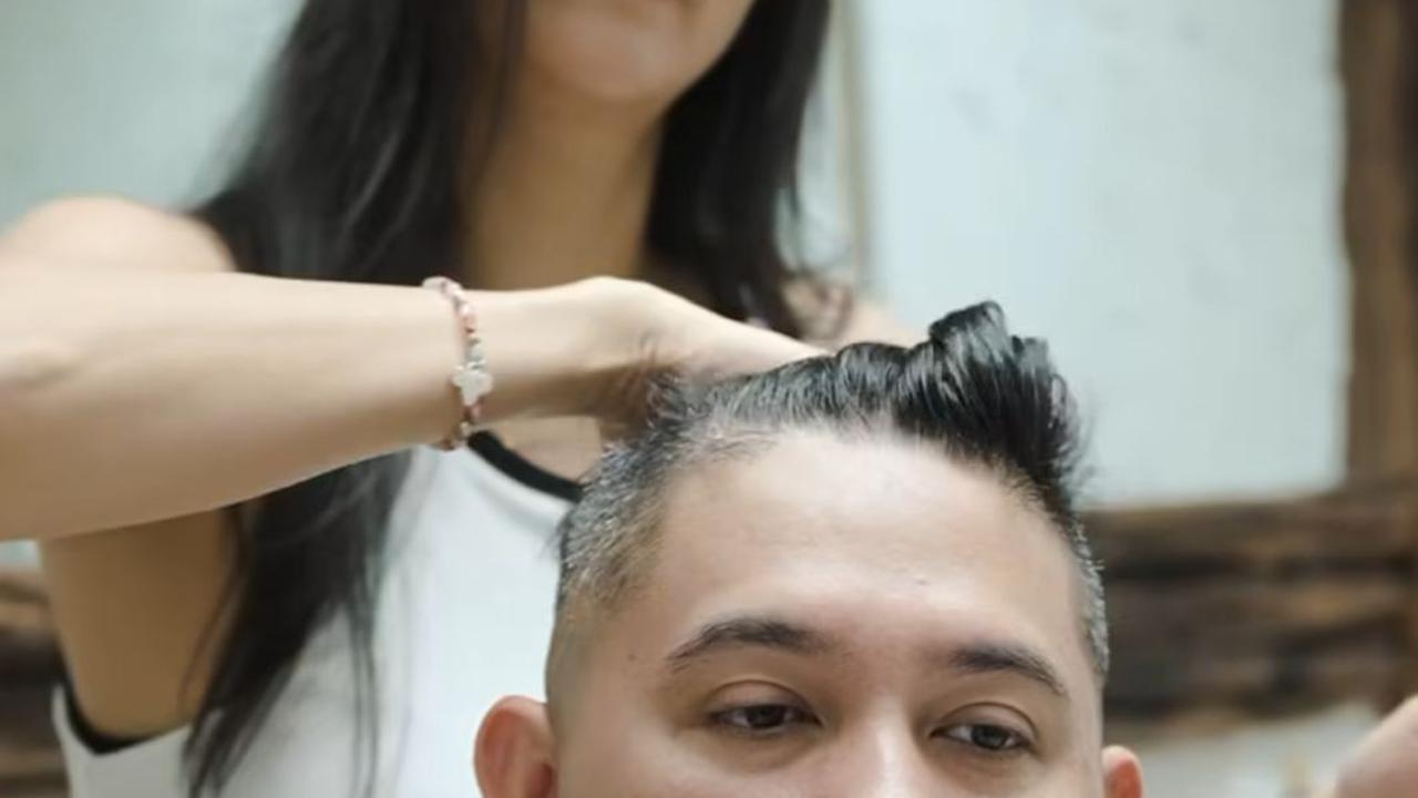 Momen Lucu Sharena Potong Rambut Ryan Delon, Netizen Heboh: 'Memang Barber BARBAR!'